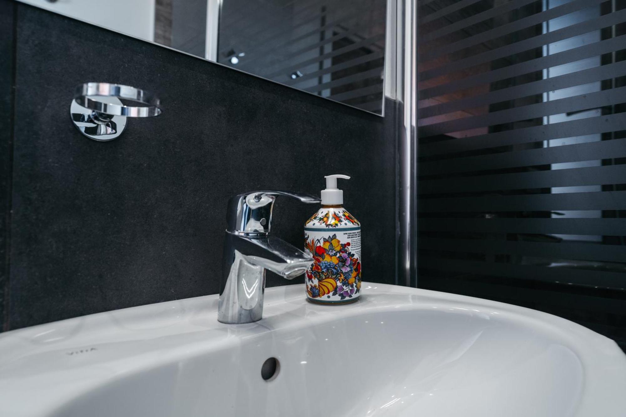 ורונה Porta Nuova Suites מראה חיצוני תמונה